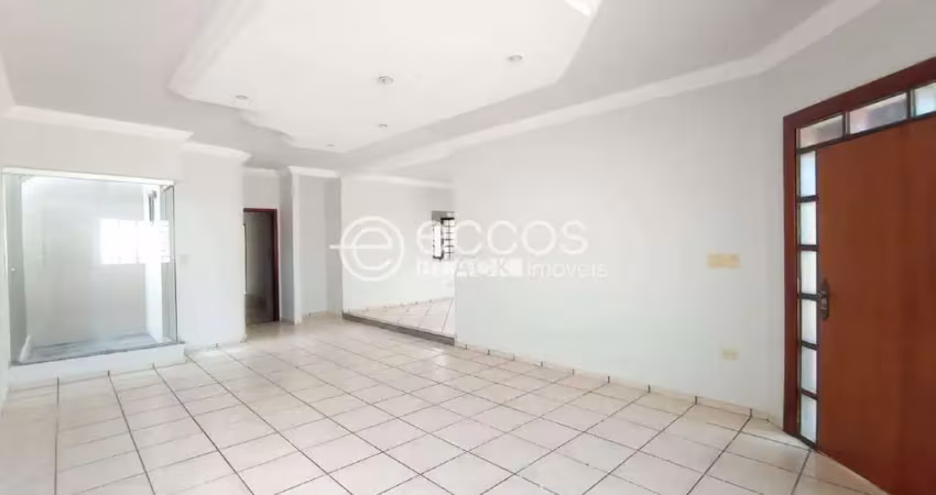 Casa para aluguel, 3 quartos, 1 suíte, 5 vagas, cidade jardim - uberlândia/mg