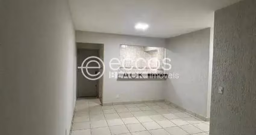Apartamento à venda, 3 quartos, 1 suíte, 1 vaga, lagoinha - uberlândia/mg