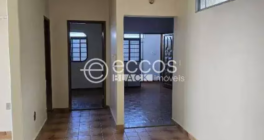 Apartamento à venda, 3 quartos, 1 suíte, 1 vaga, tibery - uberlândia/mg