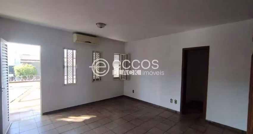 Casa para aluguel, 3 quartos, 3 suítes, 4 vagas, jardim são bento - uberaba/mg