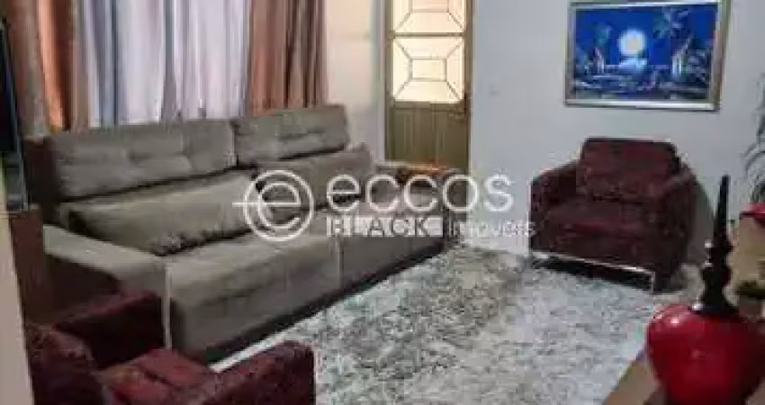 Casa à venda, 3 quartos, jardim canaã - uberlândia/mg