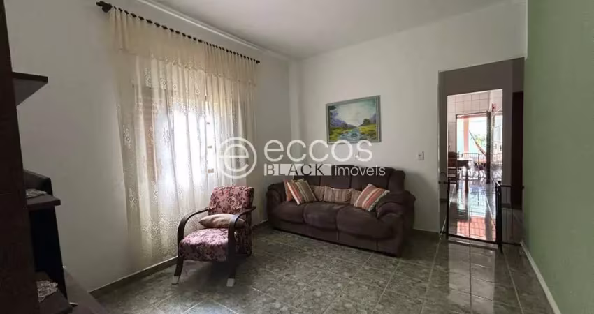 Casa à venda, 3 quartos, 1 suíte, 2 vagas, chácaras tubalina e quartel - uberlândia/mg