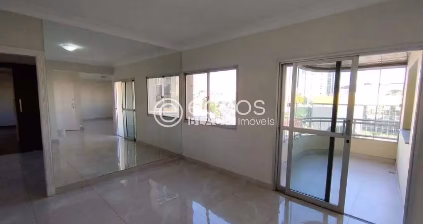 Apartamento à venda, 3 quartos, 1 suíte, 1 vaga, centro - uberaba/mg
