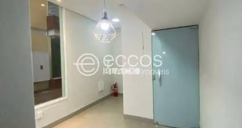 Ponto comercial para alugar na Avenida Floriano Peixoto, 98, Centro, Uberlândia