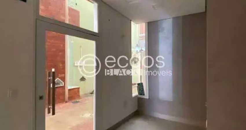 Ponto comercial para alugar na Avenida Floriano Peixoto, 53, Centro, Uberlândia
