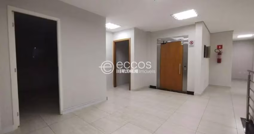 Casa comercial para alugar na Avenida Rondon Pacheco, 2338, Saraiva, Uberlândia