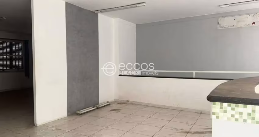Imóvel comercial para aluguel, 3 quartos, 1 suíte, centro - araguari/mg