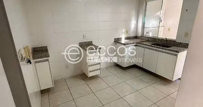Casa à venda, 2 quartos, 1 suíte, 1 vaga, vigilato pereira - uberlândia/mg