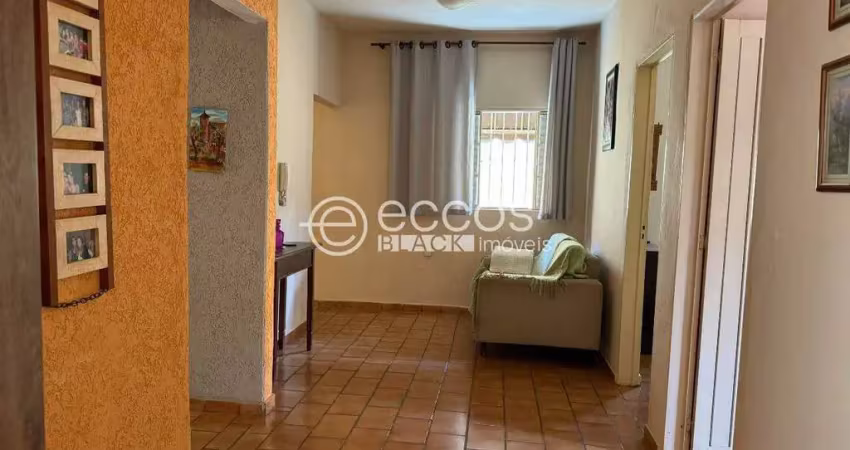 Casa à venda, 3 quartos, 1 suíte, 2 vagas, conjunto margarida rosa de azevedo - uberaba/mg