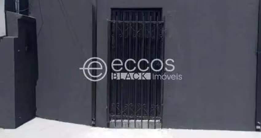 Casa comercial para alugar na Rua Natal Vasconcelos Montes, 184, Industrial, Araguari