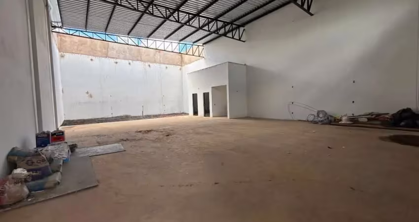 Barracão à venda, 1 quarto, 3 vagas, alto umuarama - uberlândia/mg