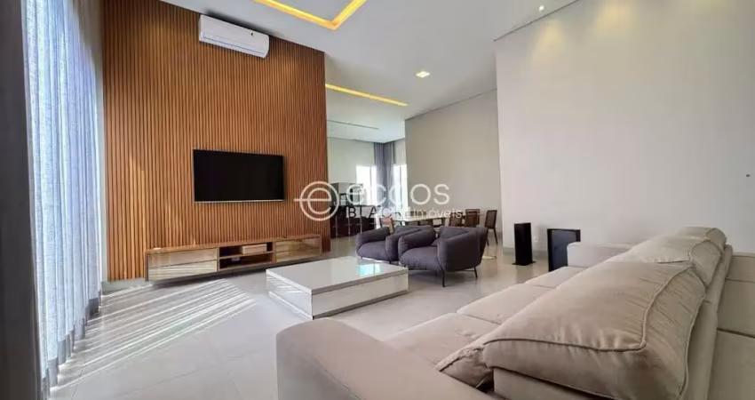 Casa em condomínio para aluguel, 3 quartos, 3 suítes, 4 vagas, jardim sul - uberlândia/mg