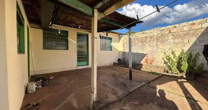 Casa à venda, 3 quartos, 2 vagas, bom jesus - uberlândia/mg