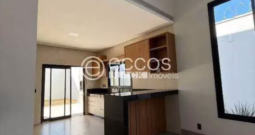 Casa à venda, 3 quartos, 3 suítes, 4 vagas, vigilato pereira - uberlândia/mg