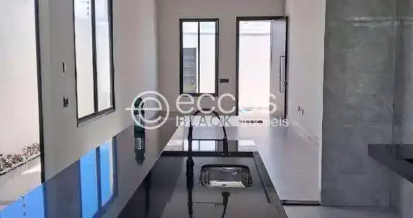 Casa à venda, 3 quartos, 2 suítes, 2 vagas, grand ville - uberlândia/mg