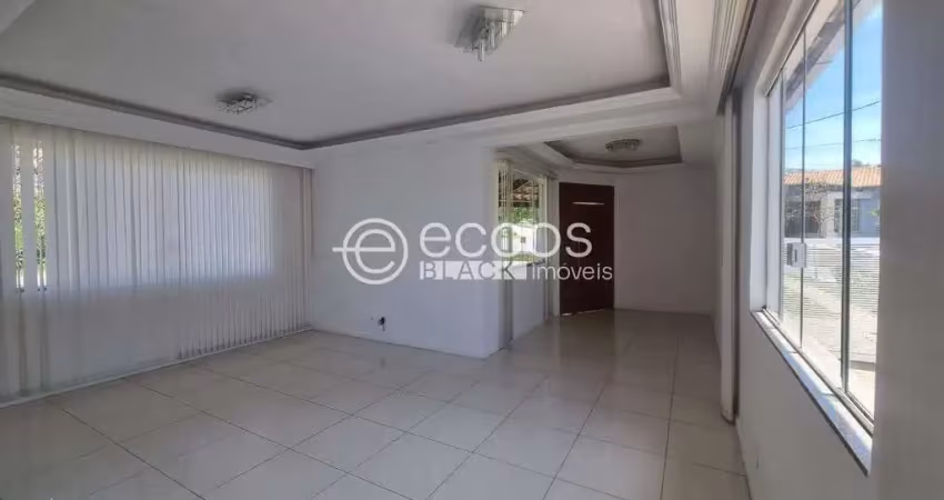 Casa em condomínio para aluguel, 5 quartos, 2 suítes, 4 vagas, alphaville lagoa dos ingleses - nova lima/mg