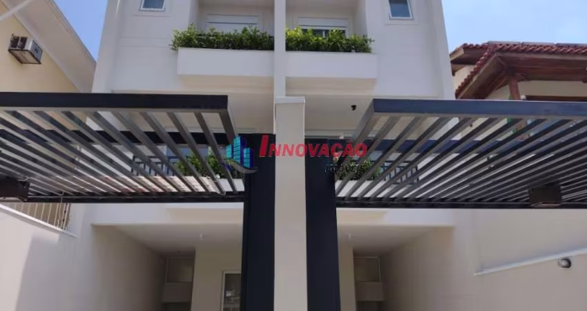 Sobrado para Venda no bairro Água Fria, 3 dorm, 3 suíte, 2 vagas, 170 metros.