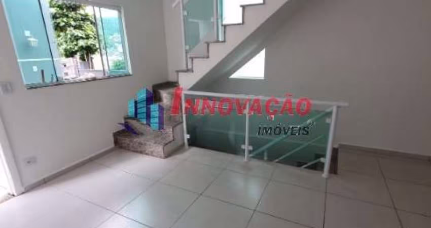Sobrado em Condomínio para Venda no bairro Horto Florestal, 3 dormitórios, 1 suíte, 2 vagas, 109 metros
