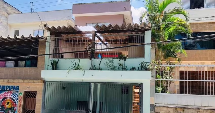 Sobrado para Venda, 3 dorm(s), 2 vaga(s), 198 m²