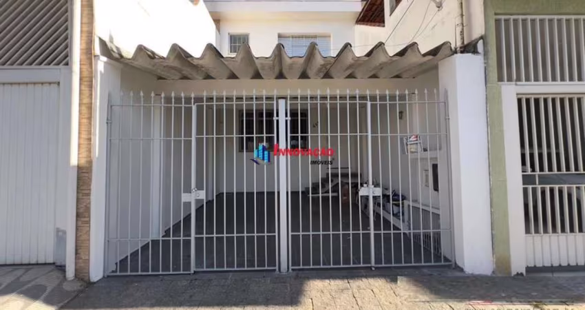 Casa (Sobrado) para Venda, 4 dorm(s), 1 suite(s), 2 vaga(s), 270 m²