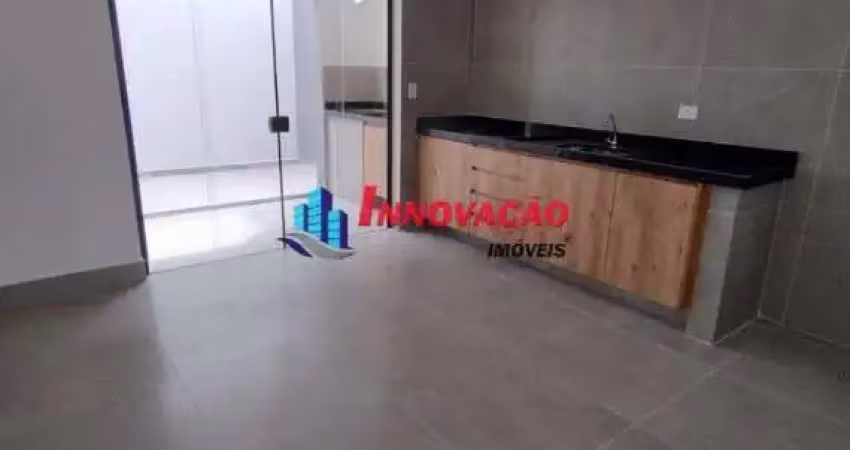 Sobrado novo para venda 2 suite(s), 3 vaga(s), 140 m²