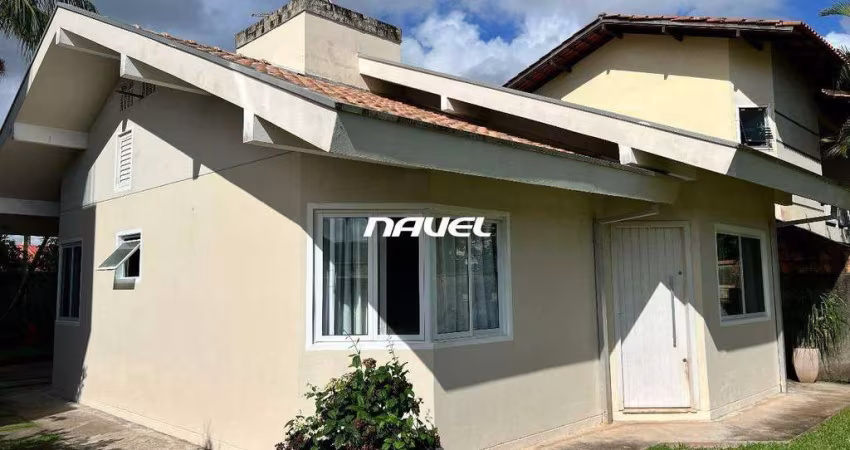 Casa à venda no bairro Gravatá