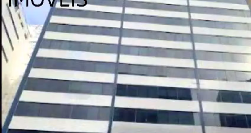 Belíssima sala comercial, andar alto, 28 m², sala de espera, totalmente reformada, bem localizada em prédio moderno, 1 vaga de garagem, 1 banheiro