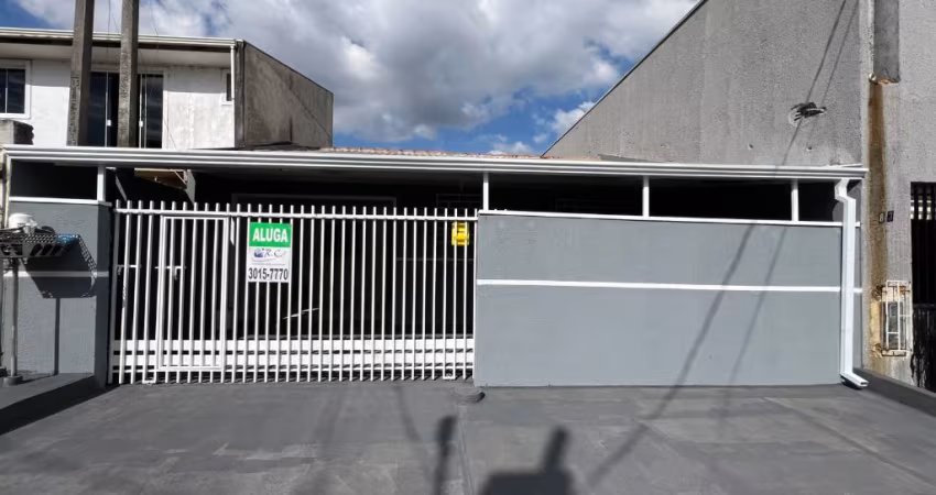 RC Imóveis vende casa no Ganchinho