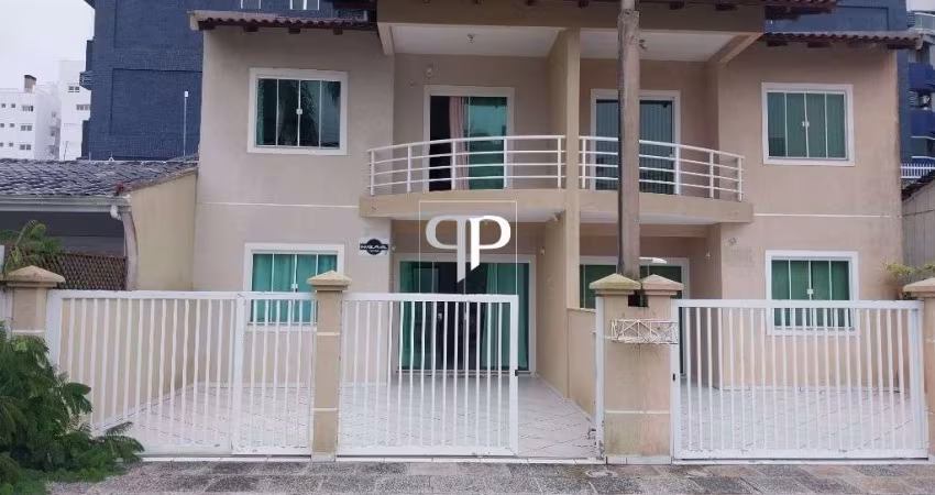 Sobrado com 3 dormitórios à venda, 97 m² por R$ 849.900,00 - Centro - Guaratuba/PR