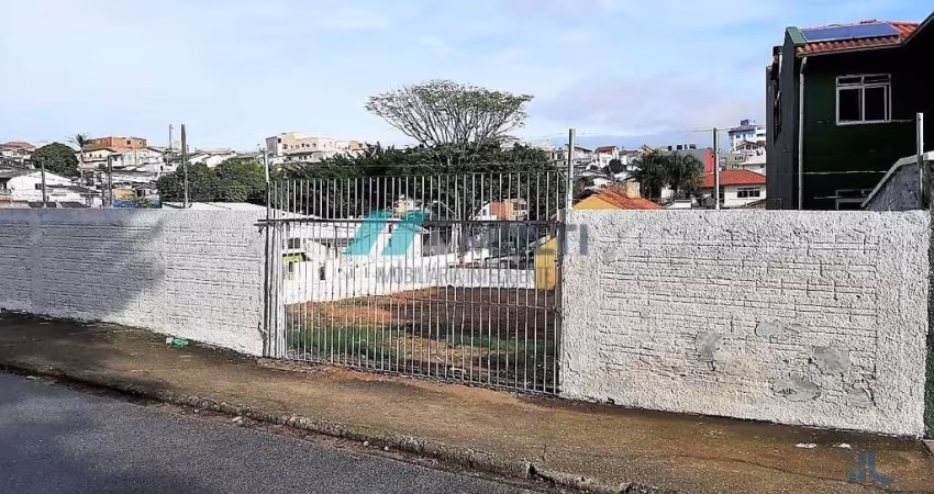 Terreno de esquina no Bairro Jardim Atlântico - Florianópolis