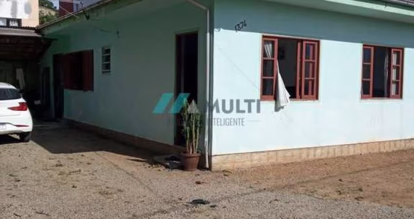 Casa à venda no bairro Morro da Bina - Biguaçu/SC