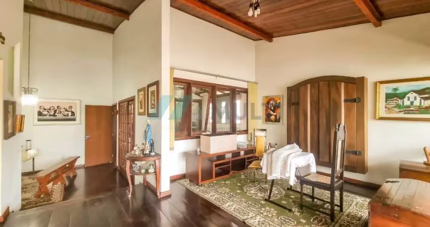 Casa com 4 quartos à venda na Rua Pascoal Simone, Coqueiros, Florianópolis