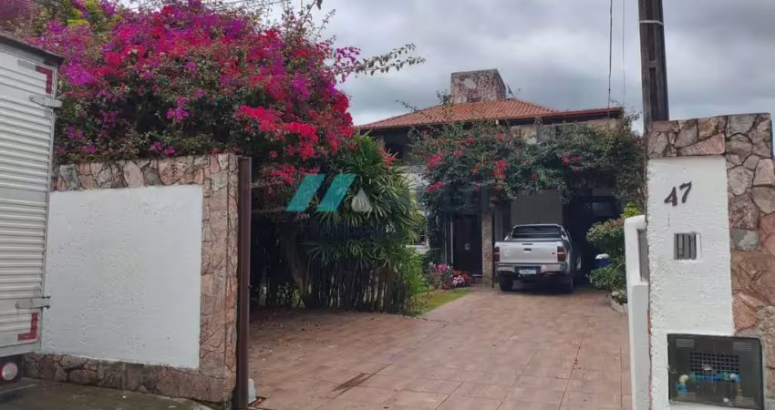 Casa com 4 quartos à venda na Travessa Júlio Minervino de Azevedo, Praia João Rosa, Biguaçu
