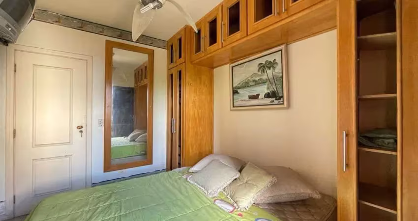 Apartamento à beira mar com 3 dormitórios (3 suítes), 2 vagas, área de lazer, tombo, guarujá/sp