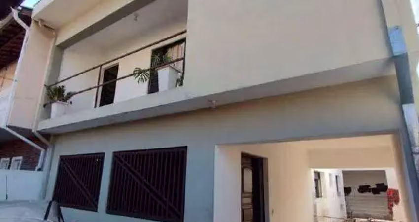 Sobrado com 4 dormitórios à venda, 191 m² por R$ 670.500,00 - Parque Residencial Vila União - Campinas/SP