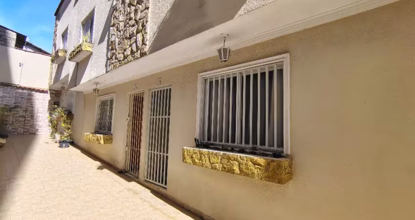 Sobrado em condomínio com 2 quartos e 2 vagas para alugar na vila matilde