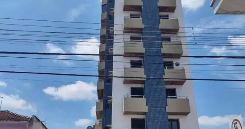 Apartamento de 04 quartos sendo 01 suíte no centro de guaratingueta