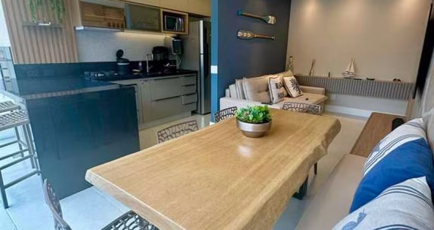Apartamento dois dormitórios Toninhas mobiliado e decorado