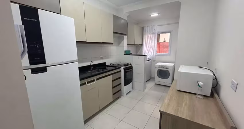 Apartamento de 3 dormitórios mobiliado disponível para locação definitiva