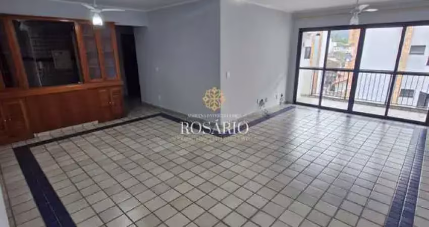 Apartamento de 03 dormitórios no Centro disponível para locação definitiva e venda!