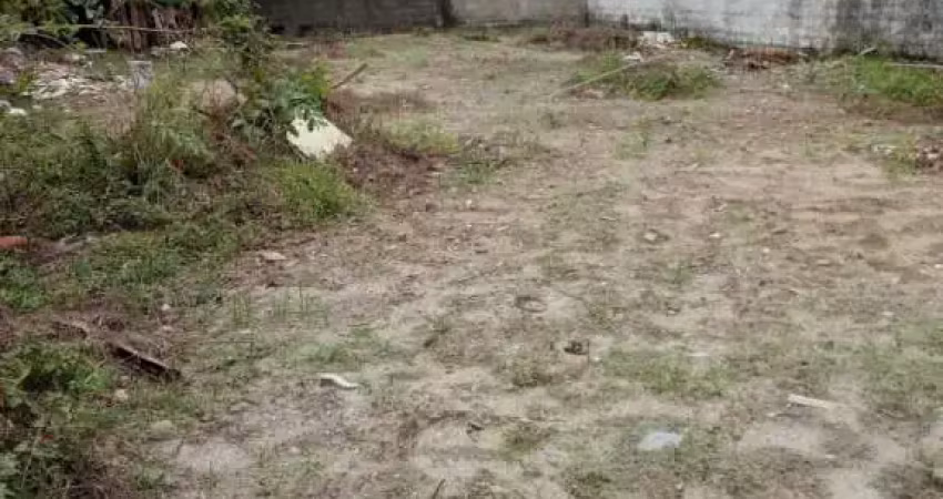 TERRENO NO PEREQUE-AÇU À 50 METROS DA PRAIA.