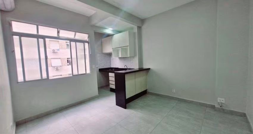 Apartamento com 1 dormitório À VENDA na Ponta da Praia
