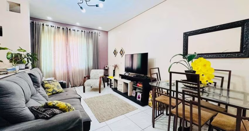 Casa Sobreposta Alta com 3 dormitórios à venda no Marapé