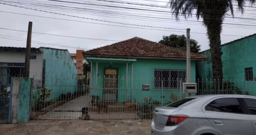 Casa com 3 quartos à venda na Rua Prudente de Morais, 55, Vila Veranópolis, Cachoeirinha
