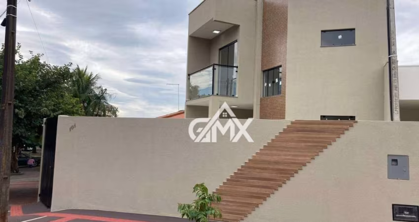 Sobrado à venda, 99 m² por R$ 315.000,00 - Centro - Ibiporã/PR