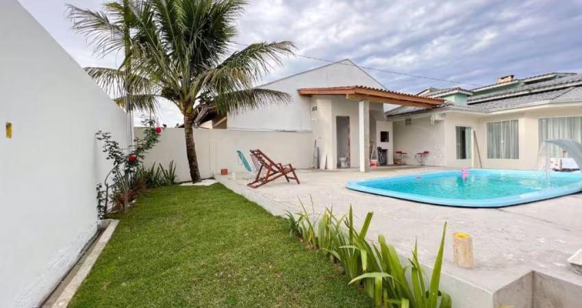 Casa com piscina e 1 suíte + 2 dormitórios no bairro São Vicente em Itajaí