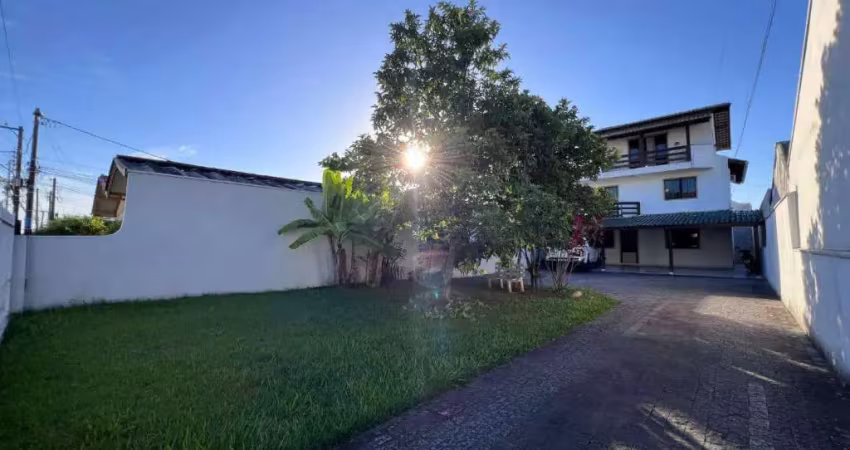 Casa com 5 dormitórios no bairro são joão em itajaí