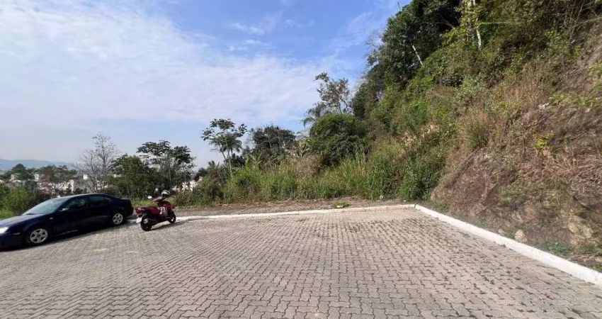 Terreno em condomínio fechado à venda na Rua Fermino Vieira Cordeiro, Espinheiros, Itajaí
