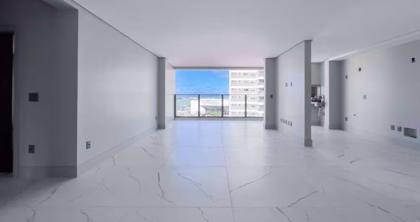 Apartamento com 3 suítes no Centro de Itajaí