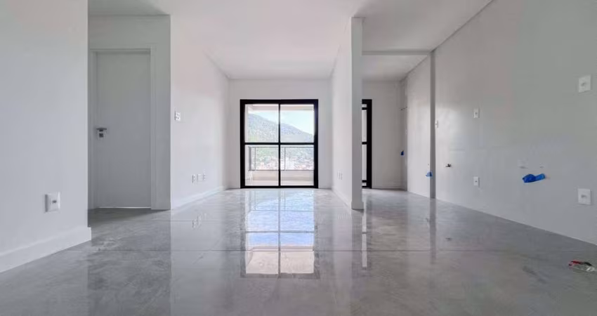 Apartamento com 1 suíte e 1 dormitório no bairro Fazenda em Itajaí